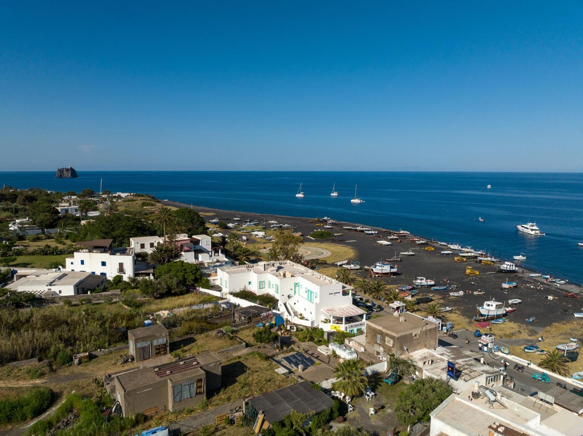 Hotel Ossidiana Stromboli Center 외부 사진